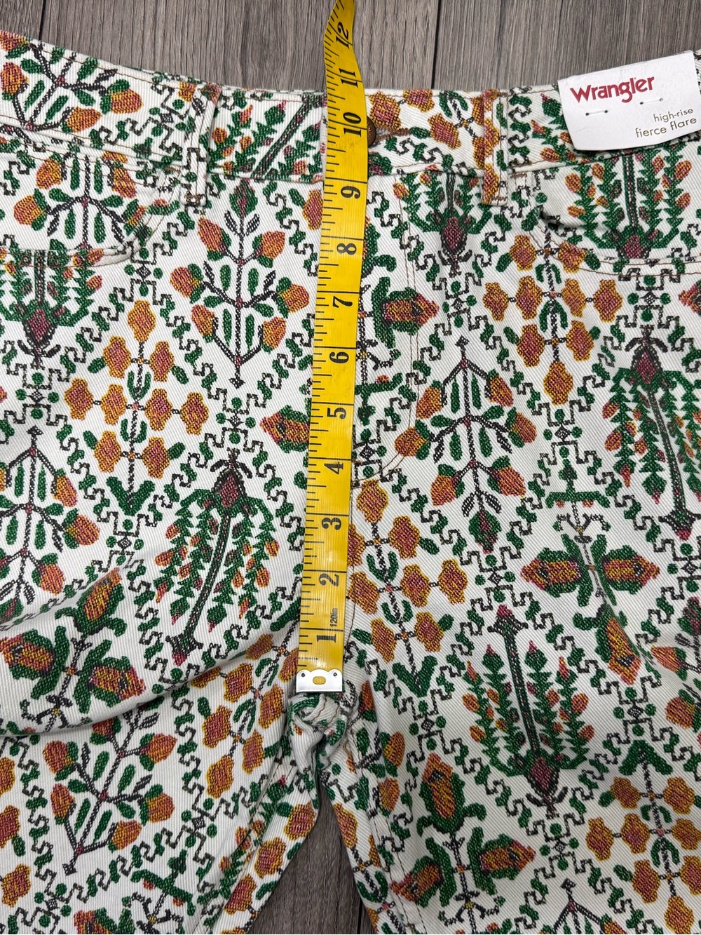 NWT Wrangler High Rise Fierce Flare Jeans Floral Print Retro Boho Size 6/28X32 - Picture 5 of 11
